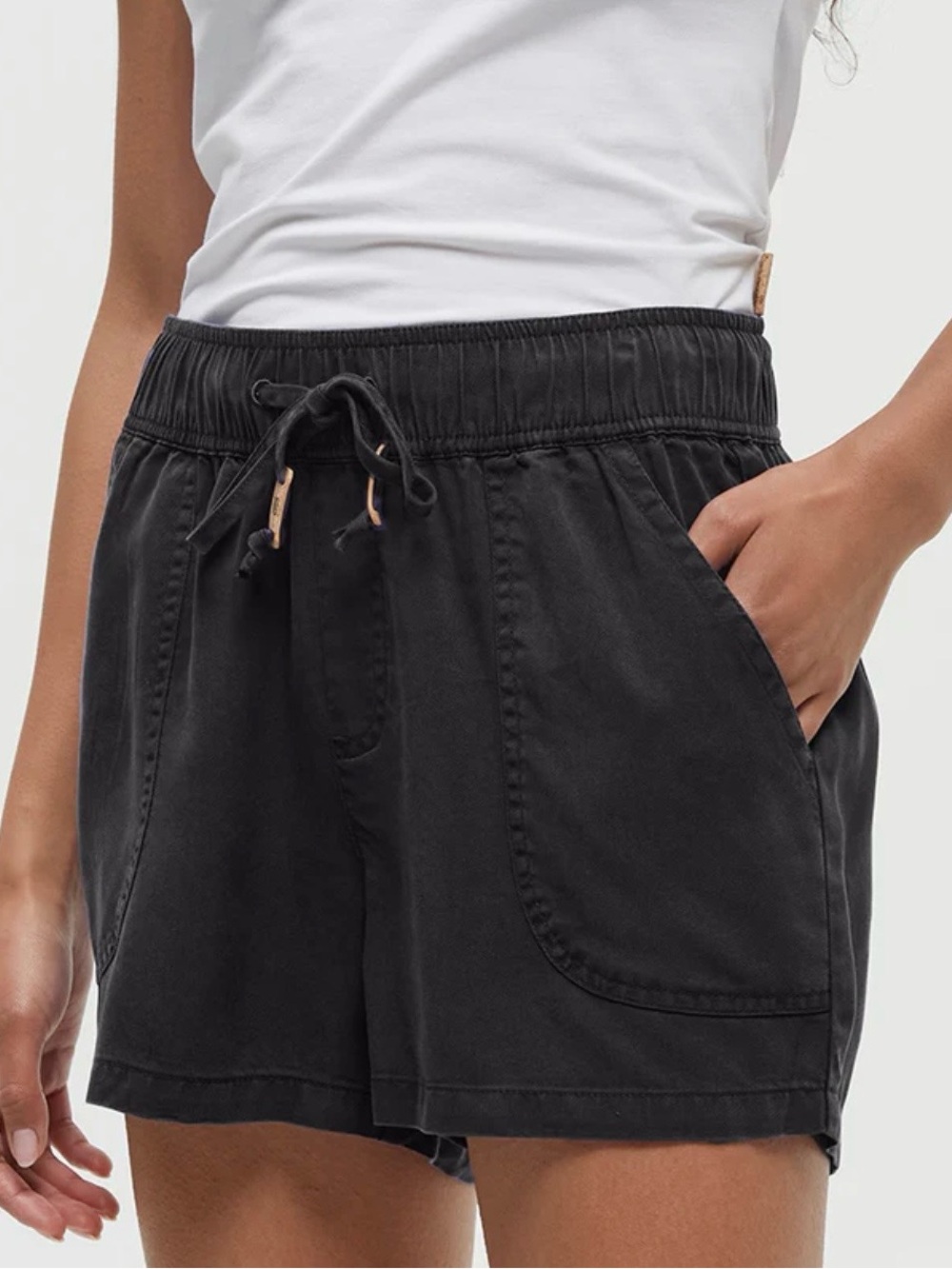 *NWOT* Tentree Instow Short